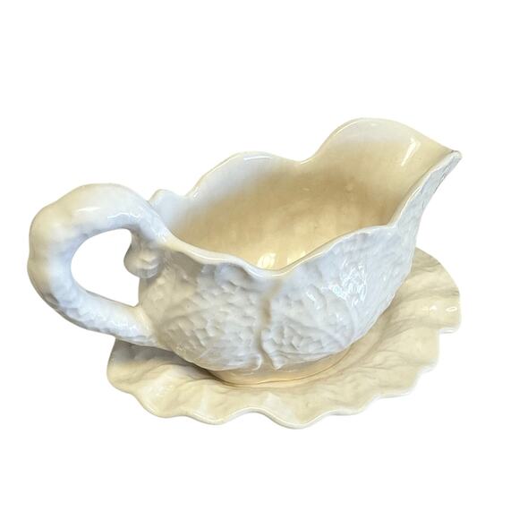 Shorter & Sons Ltd. England Vintage Cabbage Leaf Gravy Boat - Picture 4 of 8
